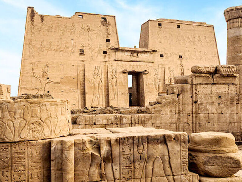 ANKARA’DAN KAHİRE TURU AirCairo HY Özel Seferi ile Gidiş / AJET HY Tarifeli Seferi ile Dönüş ile 4 gece