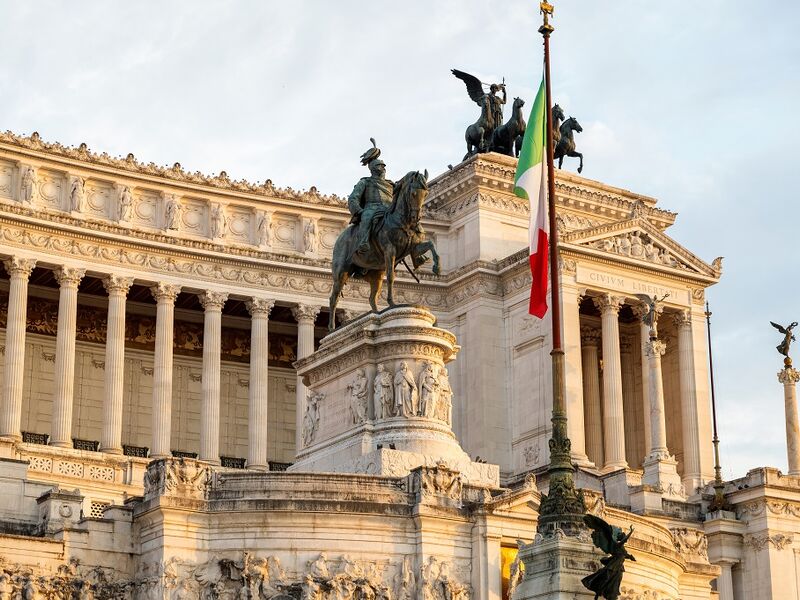 FAVORİ İTALYA TURU Türk Hava Yolları ile 3 gece 2025 & 2026 KIŞ / FCO VCE