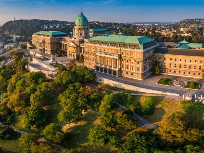 BERLİN ILE BİR ORTA AVRUPA MASALI TURU Türk Hava Yolları ile 7 gece