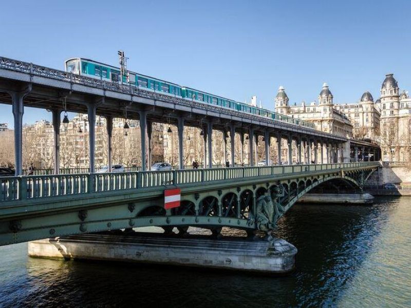 MAXİ BENELUX & PARİS & ALSACE Pegasus Hava Yolları ile 7 Gece (AMS)