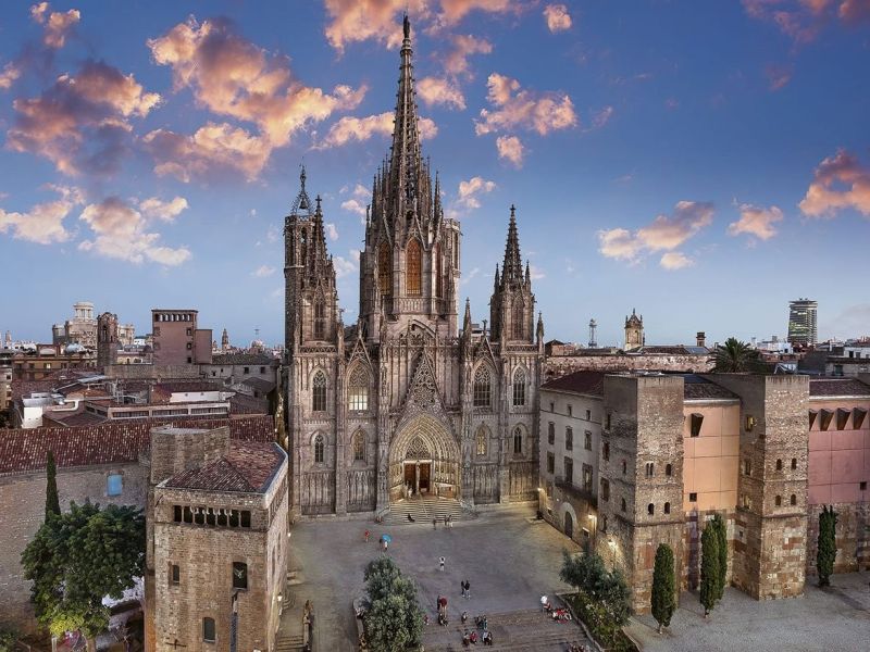 Barcelona - Valencia Turu 3 Gece 4 Gün - İstanbul dan THY ile BCN-VCL