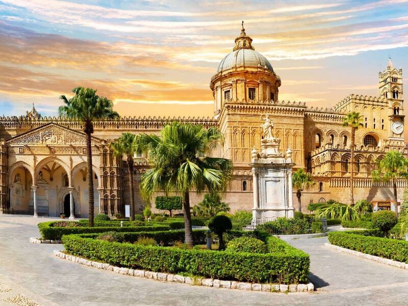 Costa Smeralda ile İbiza'lı Akdeniz PGS ile