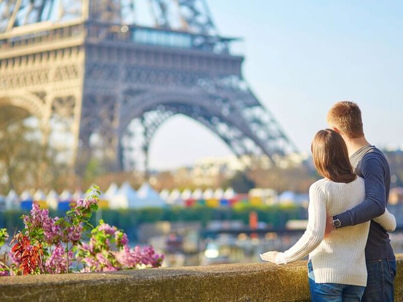 İzmir'den Direkt Sefer ile Sevgililer Gününe Özel Brüksel & Brügge Romantik Paris Turu Rotası